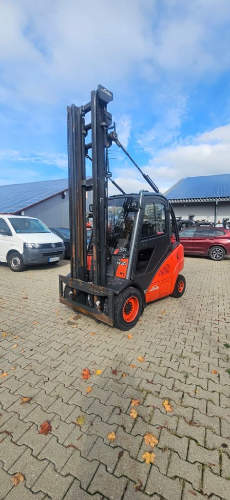 Linde H 30 T-01 LPG Forklifts www.kompass-stapler.de