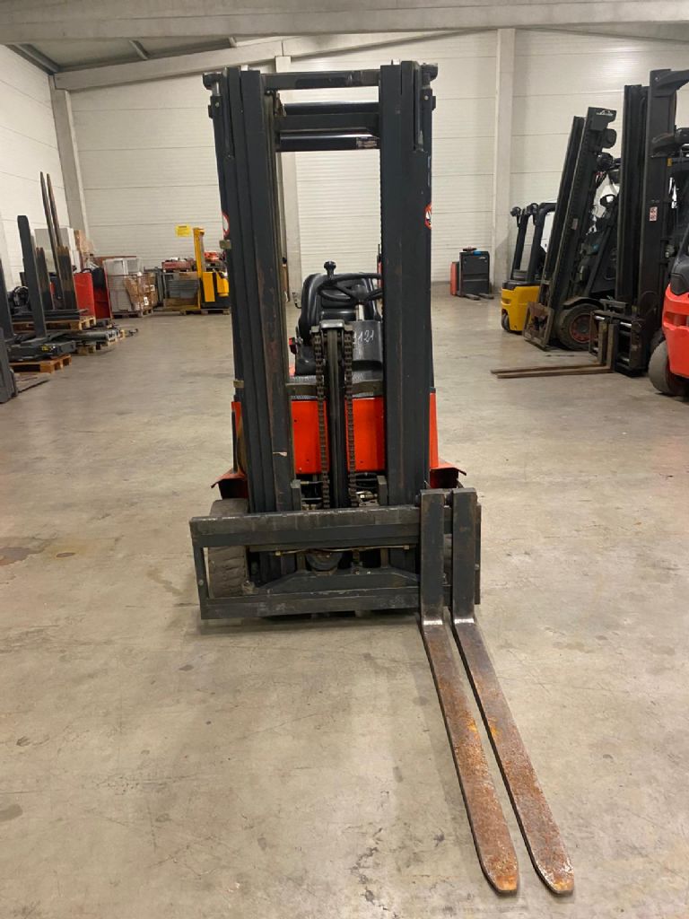 Linde E 12/324 Electric 3-wheel forklift www.kompass-stapler.de