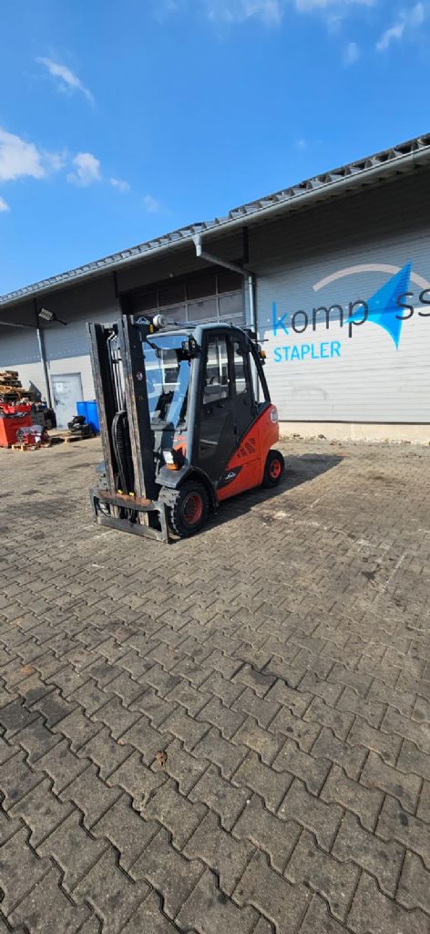 Linde H 25 D-02 Diesel Forklift www.kompass-stapler.de