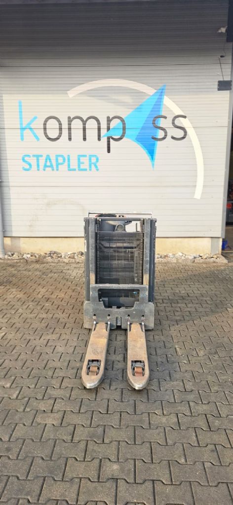 Linde D 12 SP High Lift stacker www.kompass-stapler.de