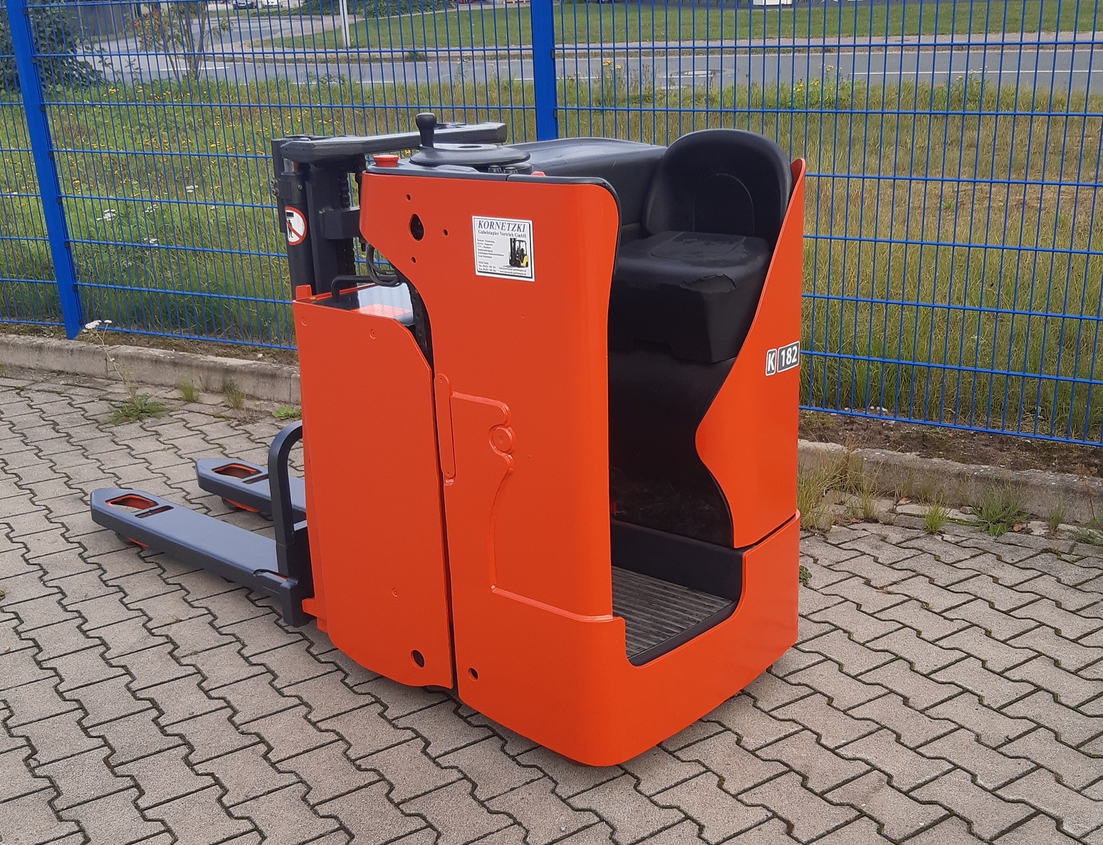 Linde L12LS Doppelstockstapler www.kornetzki-gabelstapler.de