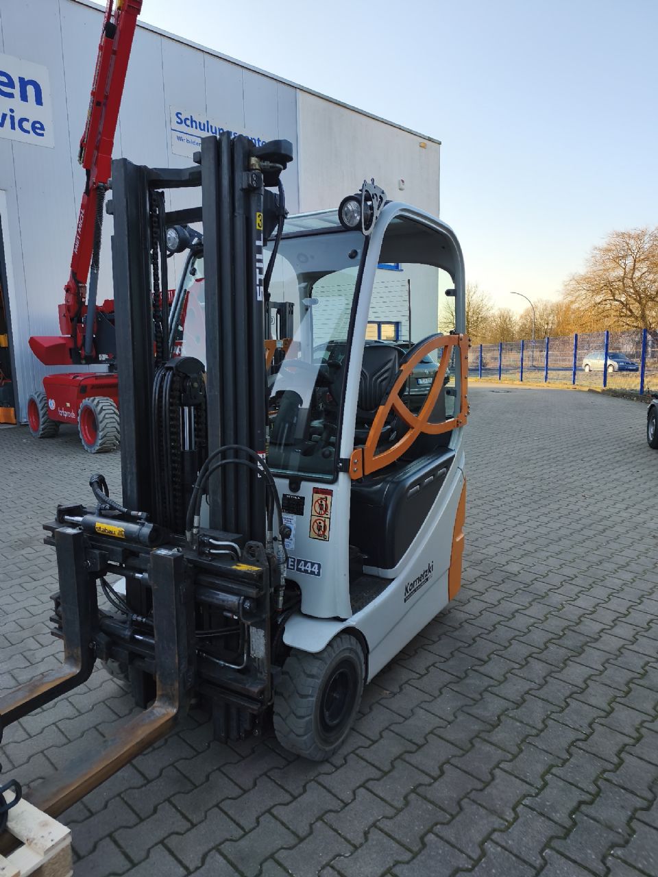 Still RX20-15 Elektro 3 Rad-Stapler www.kornetzki-gabelstapler.de Still RX20-15 Elektro 3 Rad-Stapler www.kornetzki-gabelstapler.de