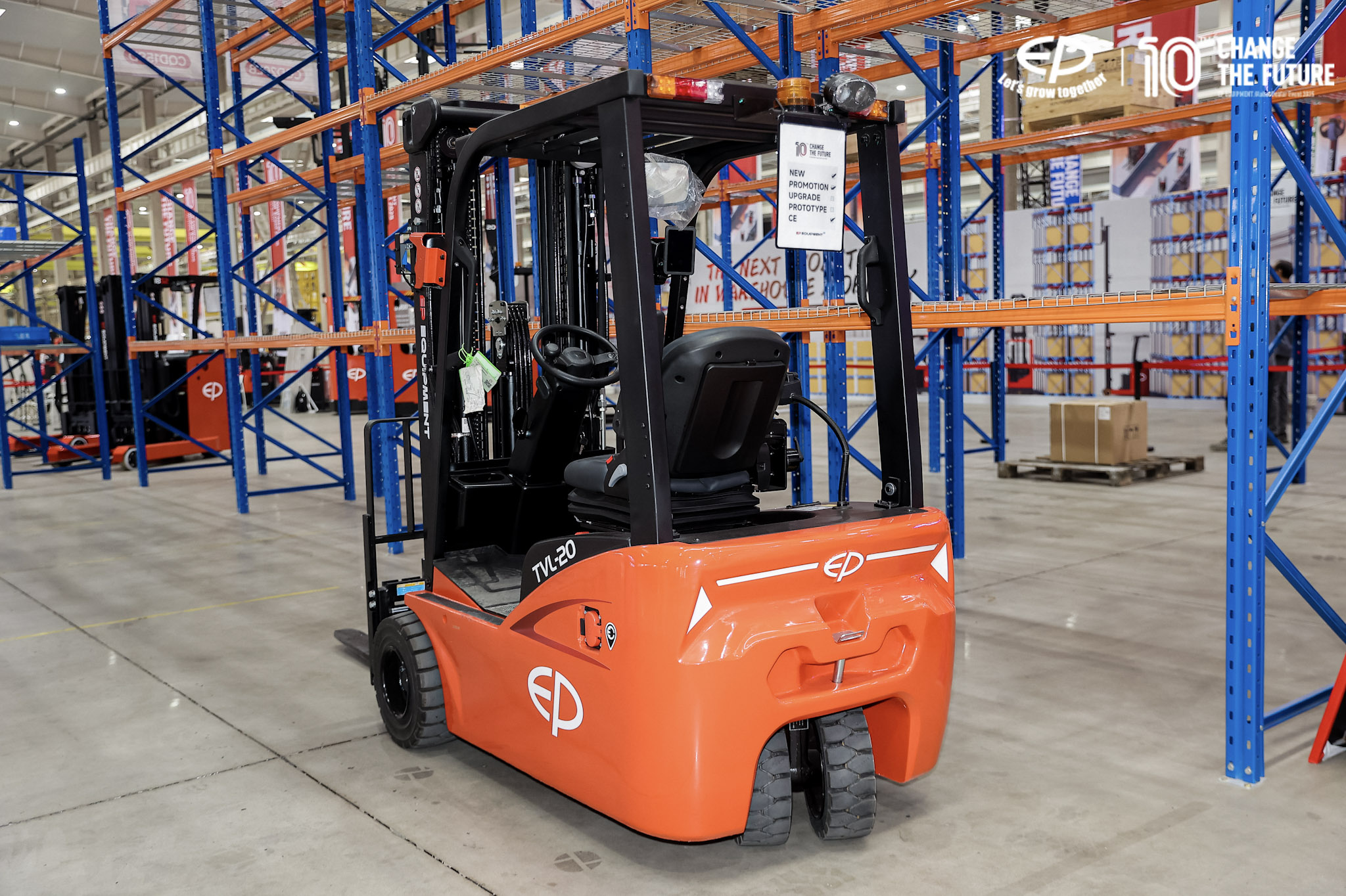 EP TVL202 Elektro 3 Rad-Stapler www.kornetzki-gabelstapler.de