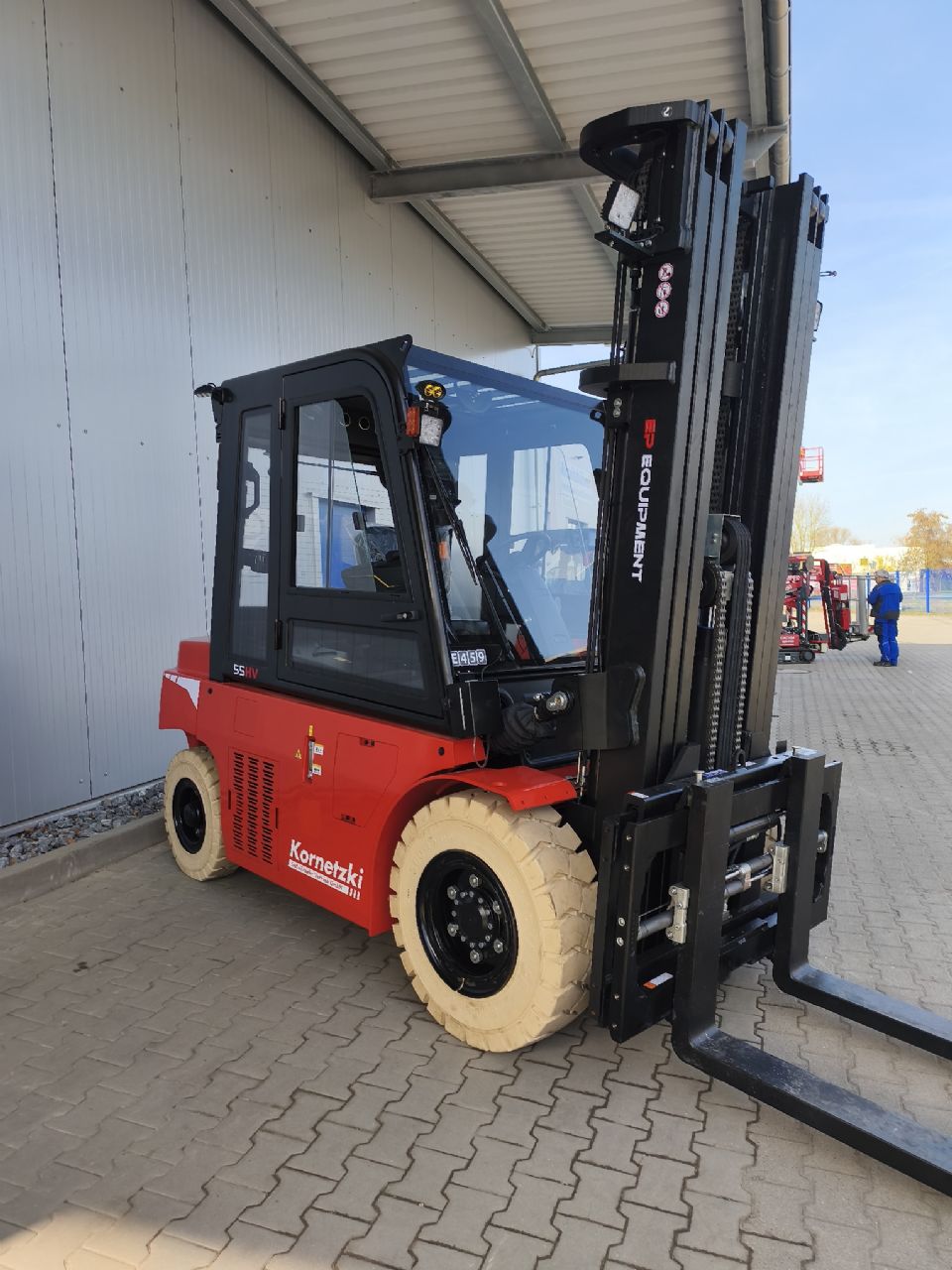 EP EFL553-HV-6 Elektro 4 Rad-Stapler www.kornetzki-gabelstapler.de