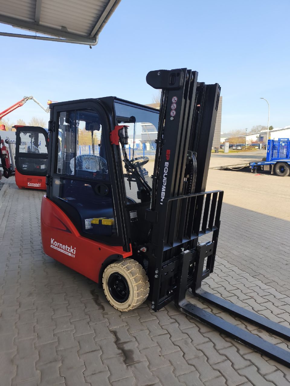 EP TVL202 Elektro 3 Rad-Stapler www.kornetzki-gabelstapler.de