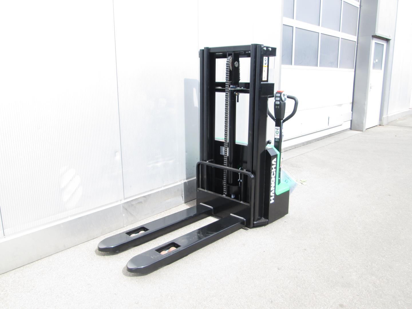 Hangcha-CDD 15 - A2MC2-ISZ LI-ION-Hochhubwagen-www.krause-salem.de Hangcha-CDD 15 - A2MC2-ISZ LI-ION-Hochhubwagen-www.krause-salem.de