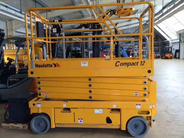 Haulotte-Compact 12-Scherenarbeitsbhne-www.krause-salem.de