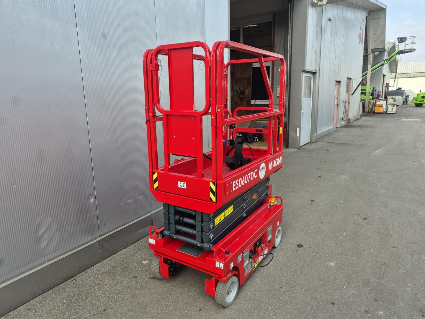 Magni-ES0607 DC-Scherenarbeitsbühne-www.krause-salem.de Magni-ES0607 DC-Scherenarbeitsbühne-www.krause-salem.de