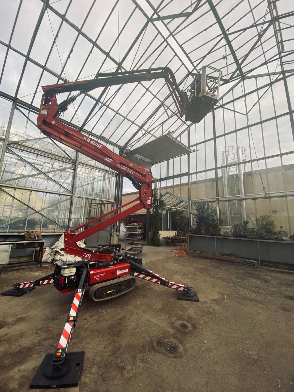 Hinowa-Lightlift 17.75-Raupenarbeitsb�hne-www.krause-salem.de