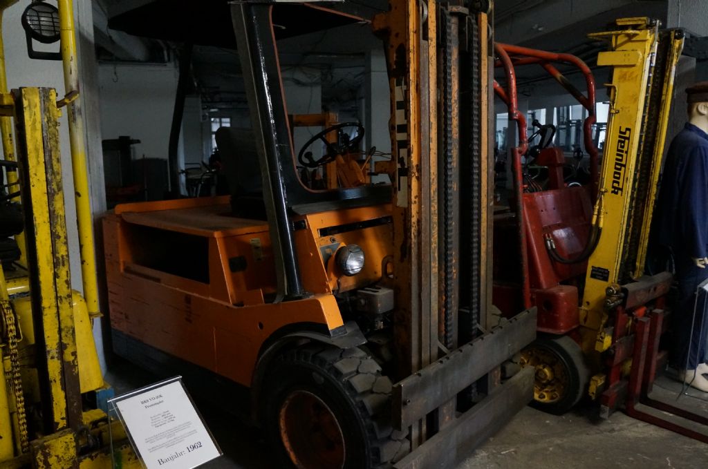 Still-EFG3,5-Electric 3-wheel forklift-www.kriegel-gmbh.de Still-EFG3,5-Electric 3-wheel forklift-www.kriegel-gmbh.de