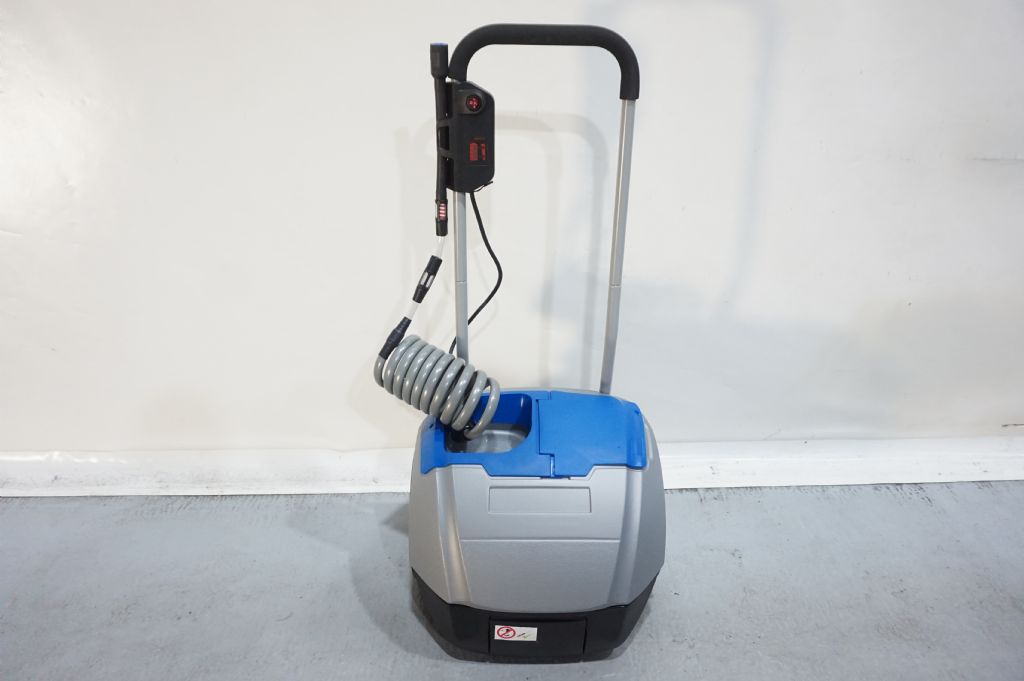 *Sonstige-Aqua Trolley - 26 Liter-Sonstiges Gerät-www.kriegel-gmbh.de *Sonstige-Aqua Trolley - 26 Liter-Sonstiges Gerät-www.kriegel-gmbh.de