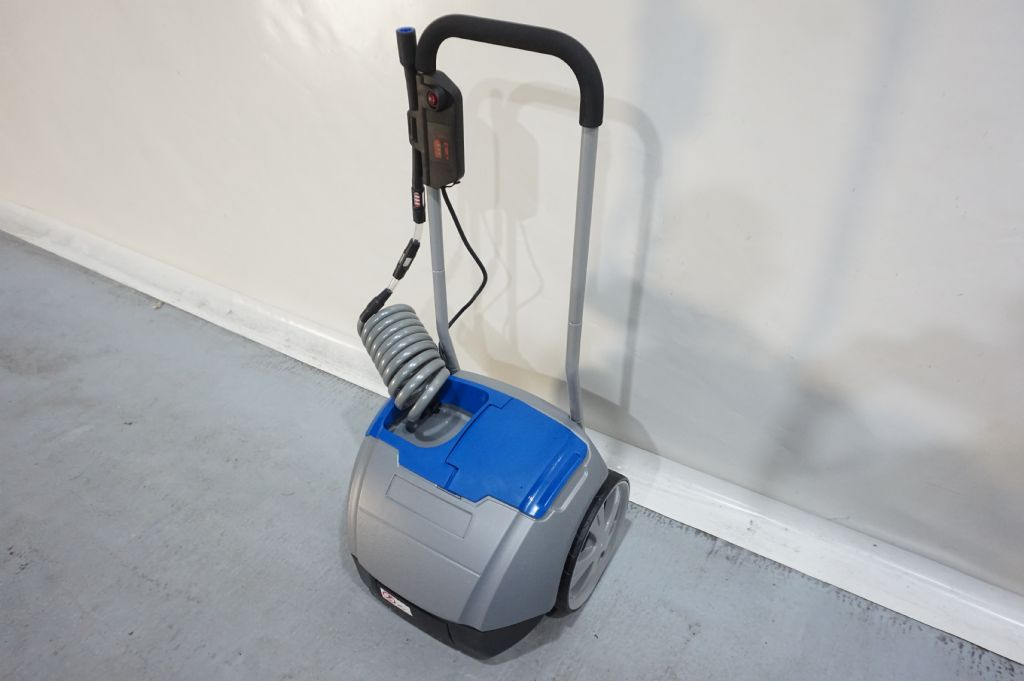 *Sonstige-Aqua Trolley - 26 Liter-Sonstiges Gerät-www.kriegel-gmbh.de *Sonstige-Aqua Trolley - 26 Liter-Sonstiges Gerät-www.kriegel-gmbh.de