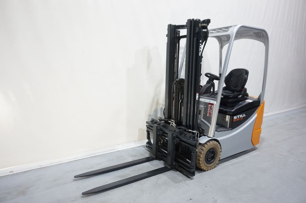 Still-RX50-15 Triplex 3.+4. Ventil ZVG-Elektro 3 Rad-Stapler-www.kriegel-gmbh.de Still-RX50-15 Triplex 3.+4. Ventil ZVG-Elektro 3 Rad-Stapler-www.kriegel-gmbh.de