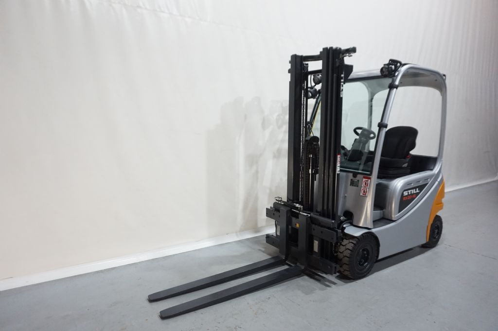 Still-RX20-16P Triplex Seitenschieber-Elektro 4 Rad-Stapler-www.kriegel-gmbh.de Still-RX20-16P Triplex Seitenschieber-Elektro 4 Rad-Stapler-www.kriegel-gmbh.de