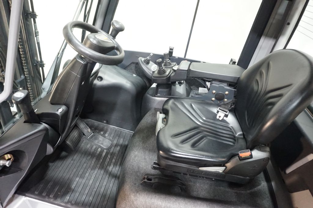 Still-RX70-16D Triplex Kabine DPF erst 638 std-Dieselstapler-www.kriegel-gmbh.de Still-RX70-16D Triplex Kabine DPF erst 638 std-Dieselstapler-www.kriegel-gmbh.de