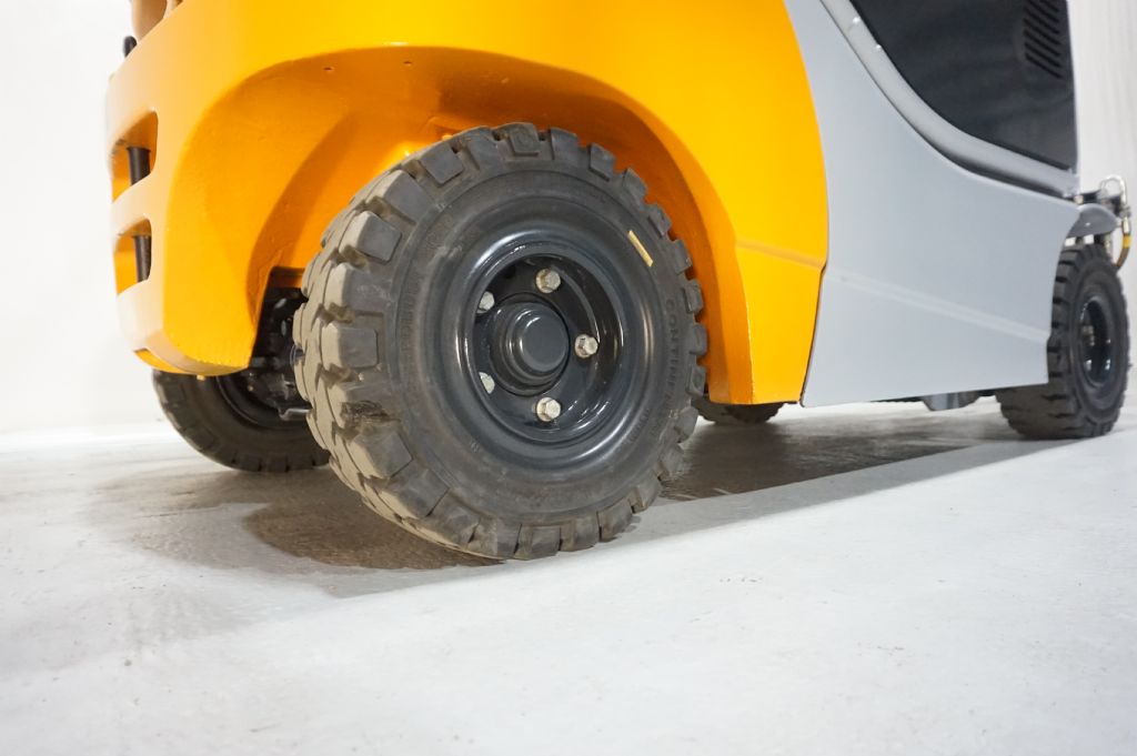 Still-RX70-16T Triplex 3.+4. Ventil Kabine Heizung STVZO-Treibgasstapler-www.kriegel-gmbh.de Still-RX70-16T Triplex 3.+4. Ventil Kabine Heizung STVZO-Treibgasstapler-www.kriegel-gmbh.de