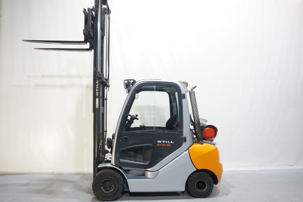 Still-RX70-30T Tele 3.+4. Ventil Kabine-Treibgasstapler-www.kriegel-gmbh.de