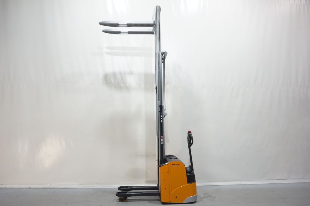 Still-EGV14i Triplex Initialhub-Hochhubwagen-www.kriegel-gmbh.de