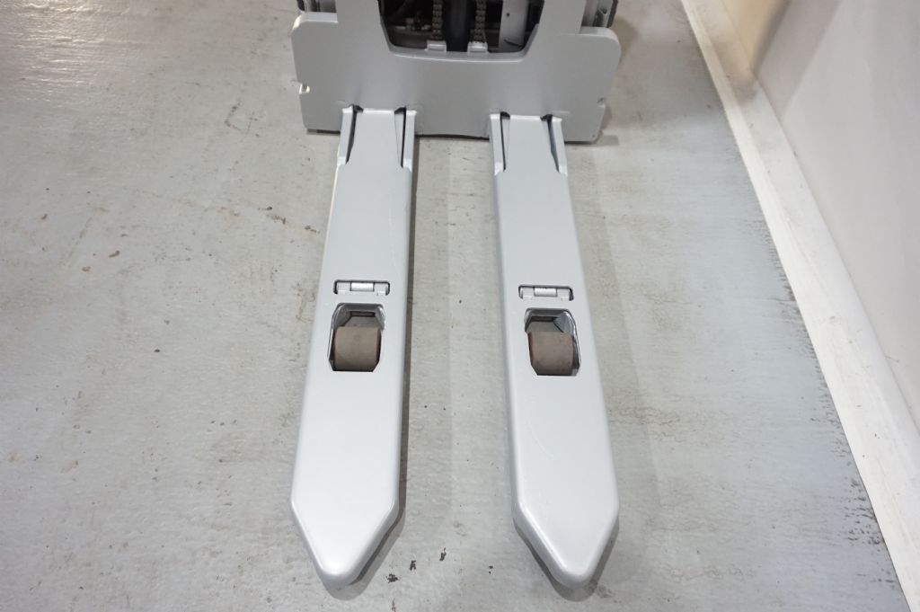 Still-EXV14i C Triplex Initialhub erst 371 Stunden-Hochhubwagen-www.kriegel-gmbh.de Still-EXV14i C Triplex Initialhub erst 371 Stunden-Hochhubwagen-www.kriegel-gmbh.de