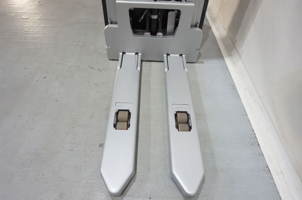 Still-EXV14 Triplex -Hochhubwagen-www.kriegel-gmbh.de Still-EXV14 Triplex -Hochhubwagen-www.kriegel-gmbh.de