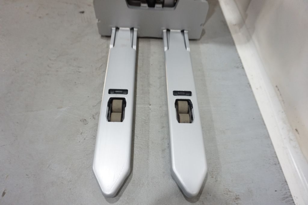 Still-EXV14i Triplex Initialhub-Hochhubwagen-www.kriegel-gmbh.de Still-EXV14i Triplex Initialhub-Hochhubwagen-www.kriegel-gmbh.de