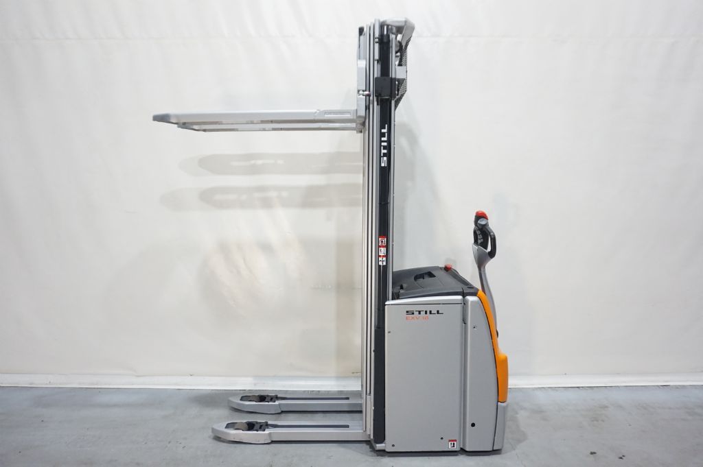 Still-EXV16i Triplex 5,61m Initialhub erst 966 Stunden-Hochhubwagen-www.kriegel-gmbh.de Still-EXV16i Triplex 5,61m Initialhub erst 966 Stunden-Hochhubwagen-www.kriegel-gmbh.de