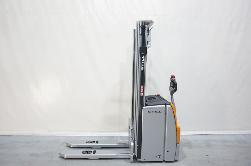 Still-EXV16i Triplex Initialhub erst 721 Stunden-Hochhubwagen-www.kriegel-gmbh.de Still-EXV16i Triplex Initialhub erst 721 Stunden-Hochhubwagen-www.kriegel-gmbh.de