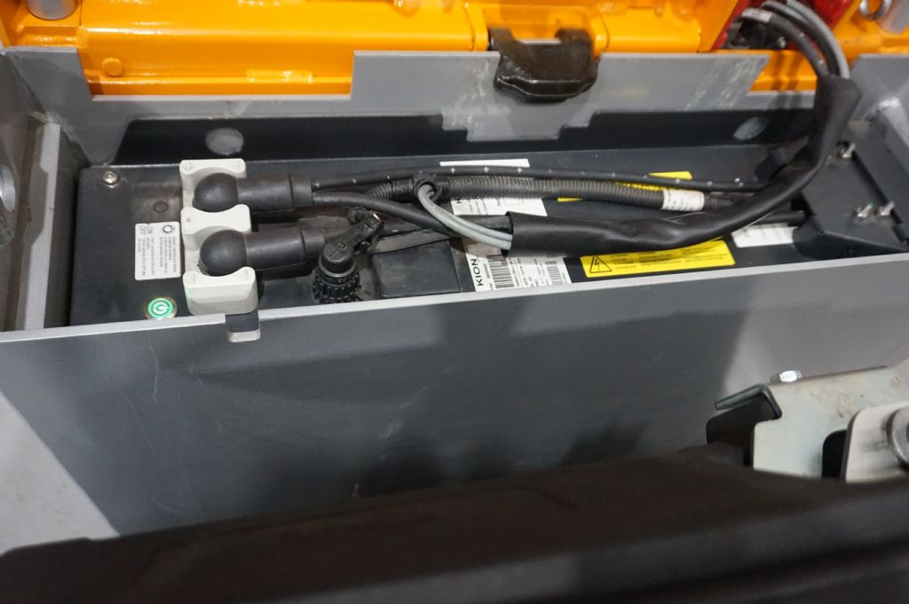 Still-CX-H16 Gabel 2400mm erst 78Bh Li-Ion-Niederhubkommissionierer-www.kriegel-gmbh.de Still-CX-H16 Gabel 2400mm erst 78Bh Li-Ion-Niederhubkommissionierer-www.kriegel-gmbh.de