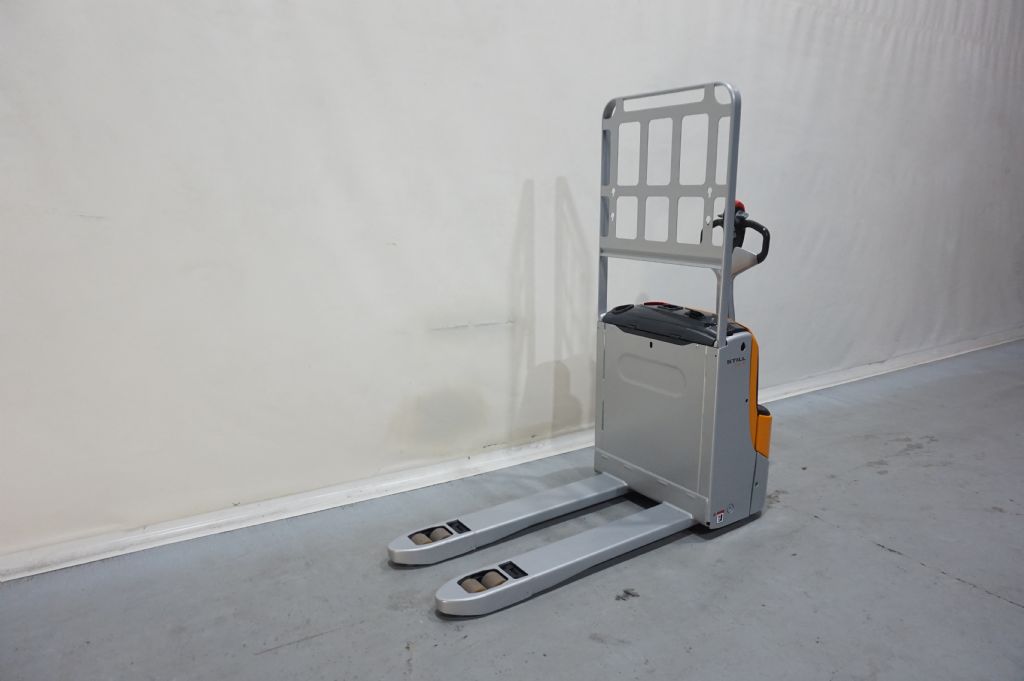 Still-EXU16 Akku 2025 erst 385 Stunden integr.Ladegerät-Niederhubwagen-www.kriegel-gmbh.de Still-EXU16 Akku 2025 erst 385 Stunden integr.Ladegerät-Niederhubwagen-www.kriegel-gmbh.de