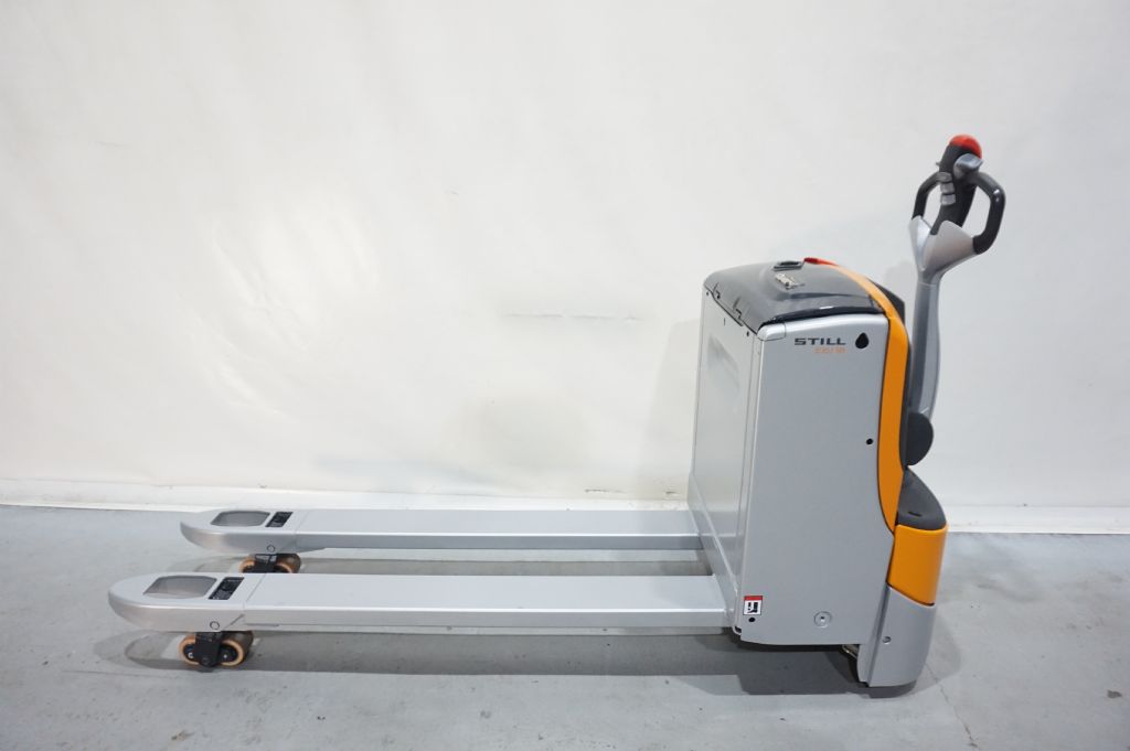 Still-EXU18 Gabel 1600mm erst 186 Stunden-Niederhubwagen-www.kriegel-gmbh.de