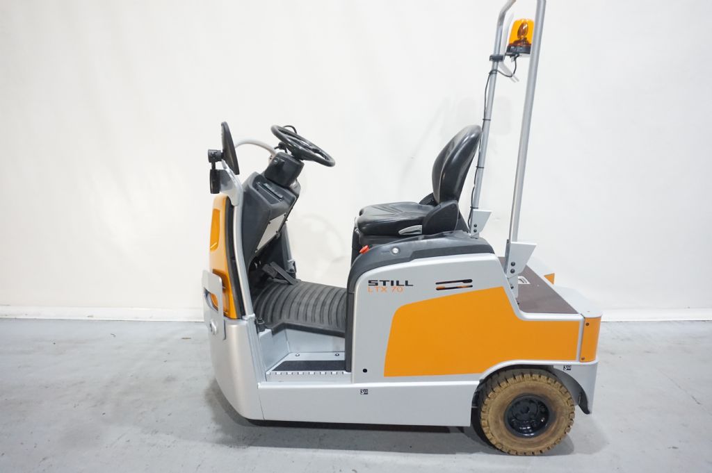 Still-LTX70 Schlepper -Schlepper-www.kriegel-gmbh.de Still-LTX70 Schlepper -Schlepper-www.kriegel-gmbh.de