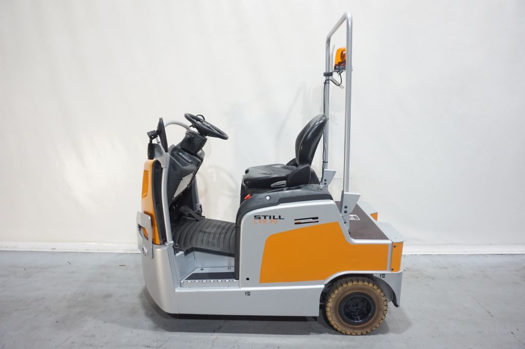Still-LTX70 Schlepper -Schlepper-www.kriegel-gmbh.de Still-LTX70 Schlepper -Schlepper-www.kriegel-gmbh.de