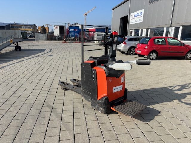 BT-LPE 200-Niederhubwagen-http://www.k-trucks.de