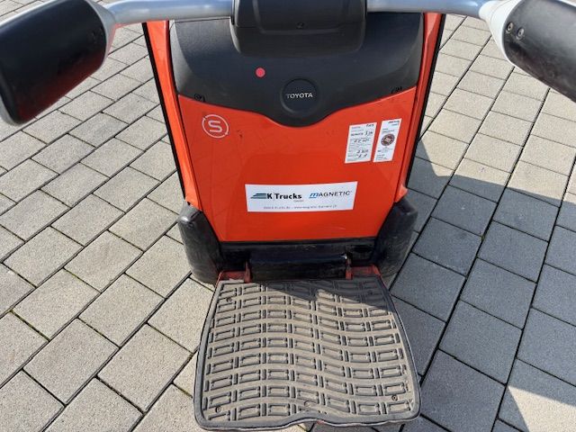 BT-LPE 200-Niederhubwagen-http://www.k-trucks.de