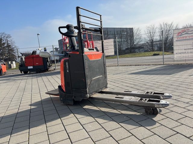BT-LPE 200-Niederhubwagen-http://www.k-trucks.de