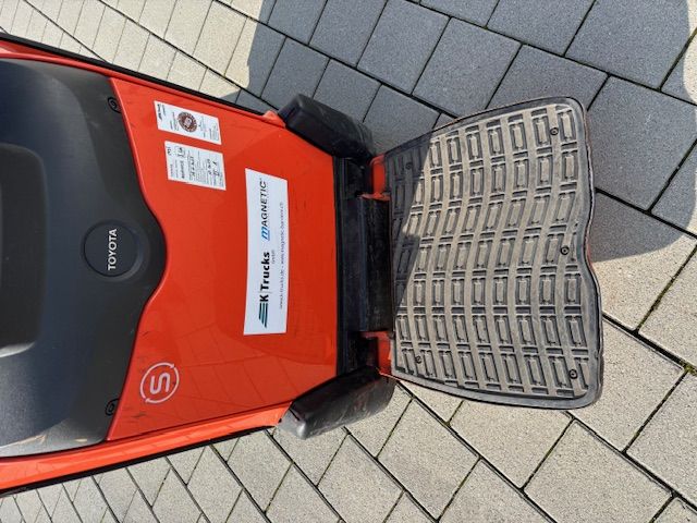 BT-LPE 200-Niederhubwagen-http://www.k-trucks.de