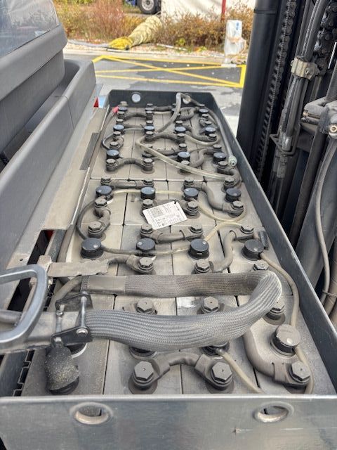 Linde-R 16 G-Schubmaststapler-http://www.k-trucks.de