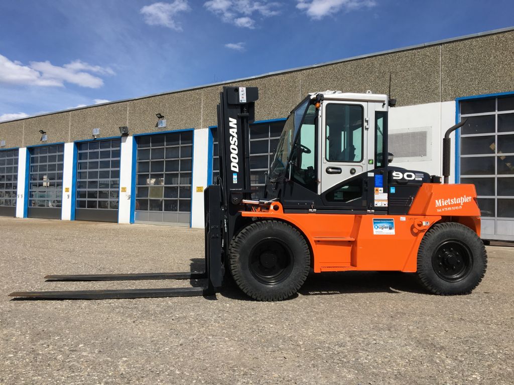 Doosan-D90S-7-Dieselstapler-www.kugler.net