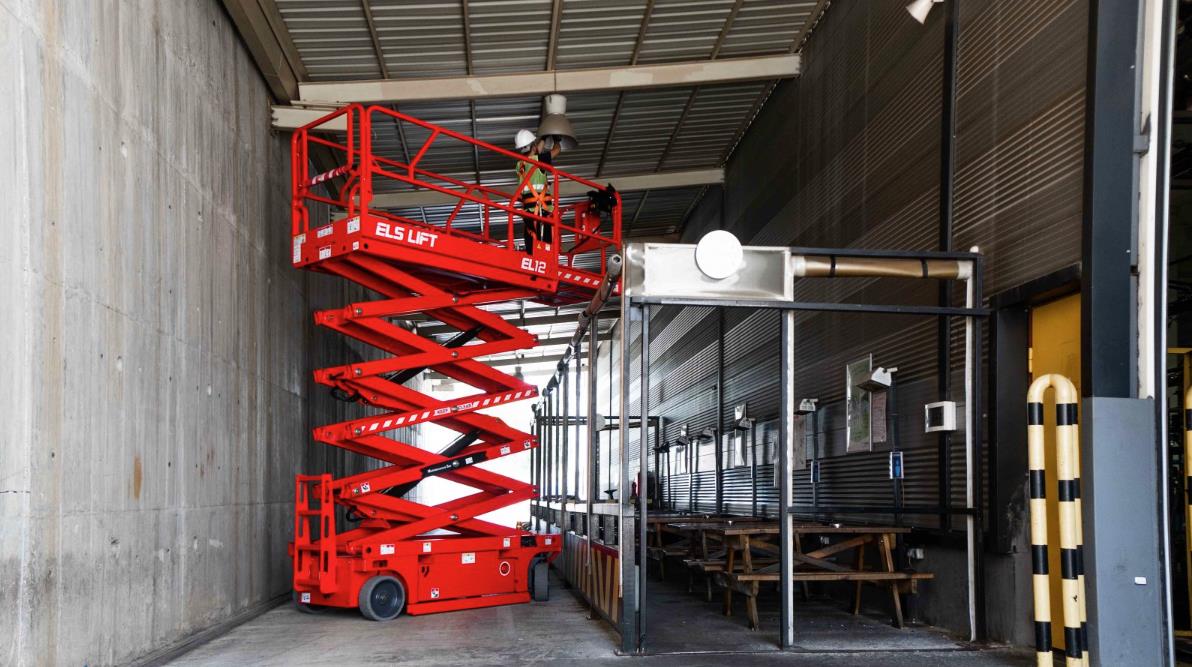 ELS Lift EL12 Scherenarbeitsbhne www.kunze-buehnen.com