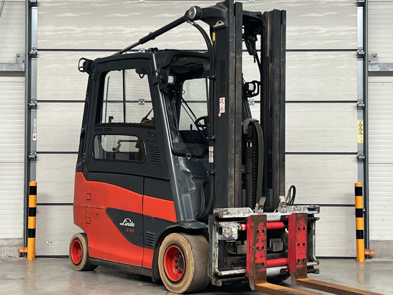 Linde-E30/600HL-Elektro 4 Rad-Stapler www.lifthandling.com