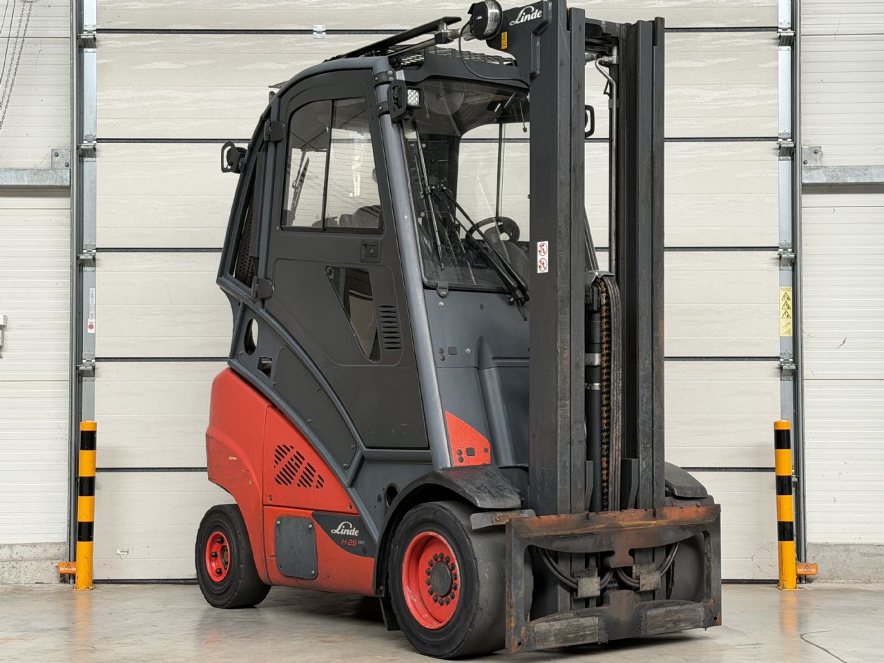 Linde-H25D-02/600-Dieselstapler www.lifthandling.com