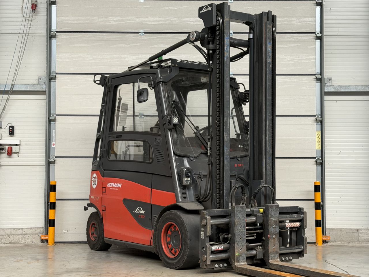 Linde-E50HL-01-Elektro 4 Rad-Stapler www.lifthandling.com