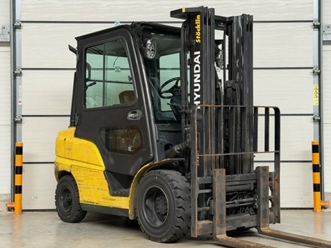 Hyundai-30D-9-Dieselstapler www.lifthandling.com