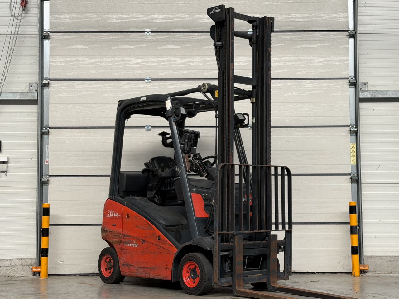 Linde-H16T-Treibgasstapler www.lifthandling.com