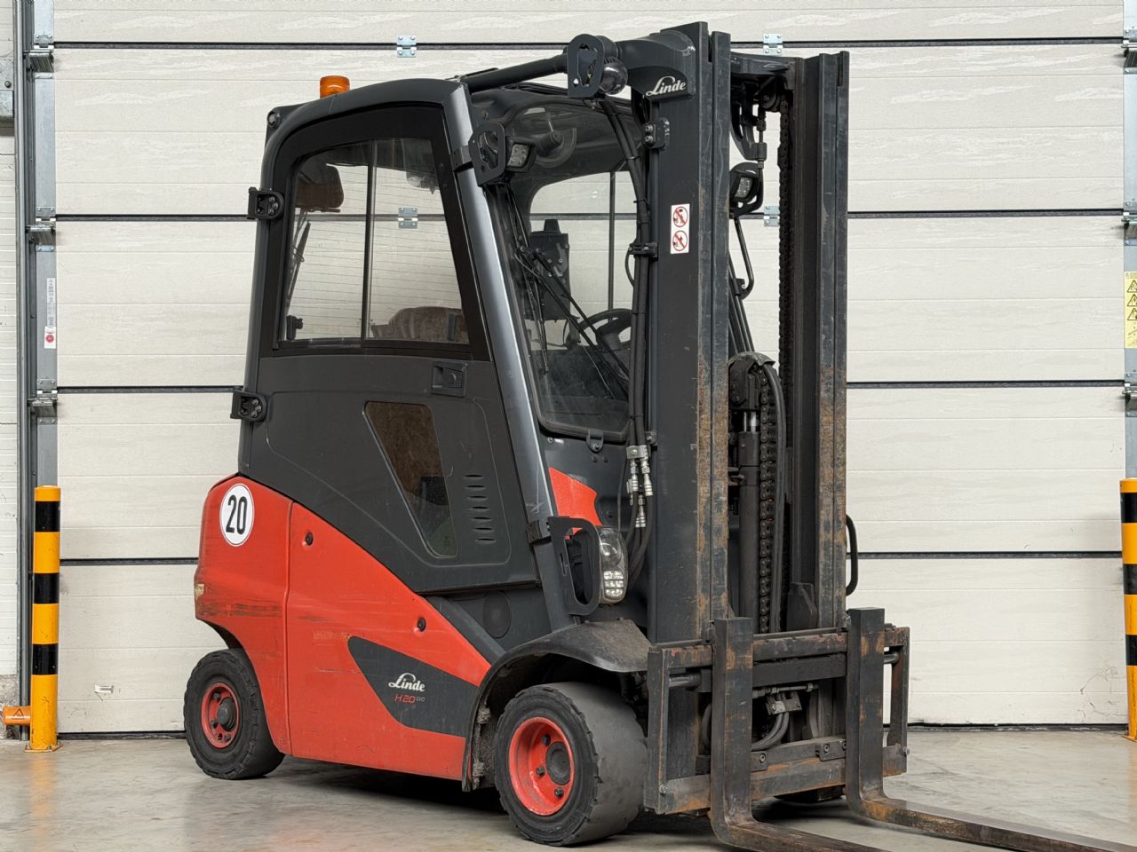 Linde-H20T-01-Treibgasstapler www.lifthandling.com