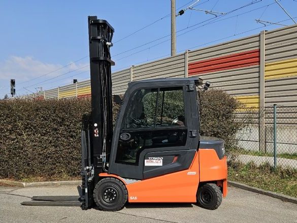 Toyota 9FBM25T Elektro 4 Rad-Stapler loeffler-gabelstapler.de