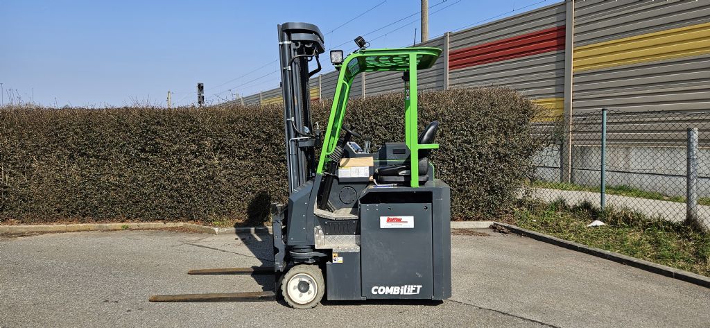 Combilift CBE 3000 Elektro Seitenstapler loeffler-gabelstapler.de
