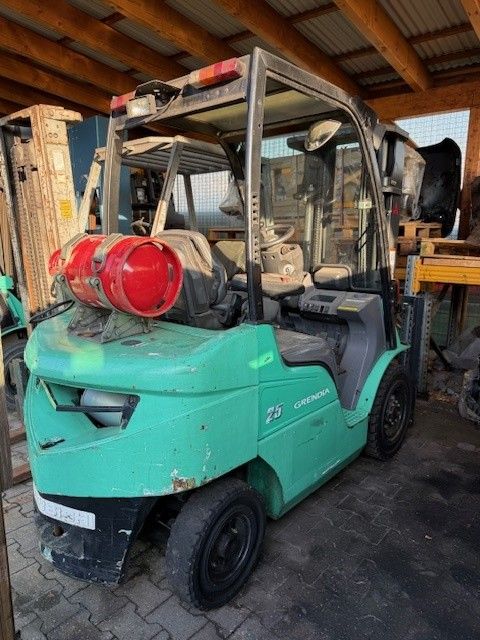 Mitsubishi-FG 25 N-Treibgasstapler-www.l-l-gabelstapler.de