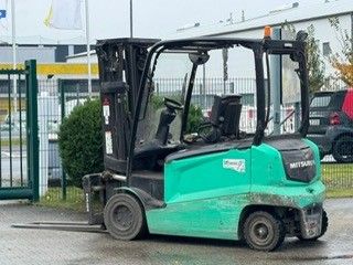 Mitsubishi-FB 35N-80E -Elektro 4 Rad-Stapler www.l-l-gabelstapler.de