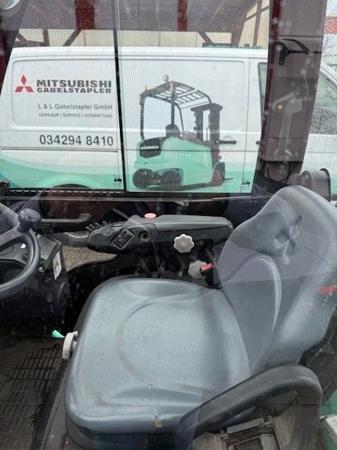 Mitsubishi-FD 30 N-Dieselstapler www.l-l-gabelstapler.de